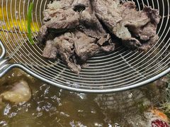 -潮汕三宝鲜牛肉火锅