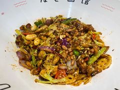 小脸大碗牛蛙干拌面-友达面馆(广州总店)