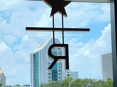 -星巴克臻选(深圳龙岗万科店)