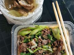 湿炒牛肉粿+牛腩汤-贵宾牛·潮汕牛肉火锅(珠池总店)