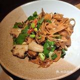 每次点那个烤肉味道很不错，只是得趁热吃