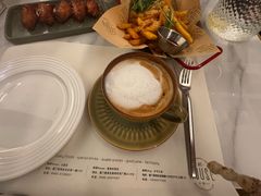 -静香HOUSE·全时段融合餐厅(七星欢乐颂店)