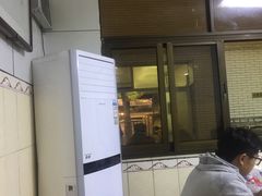 门面-定家小酥肉·清真(回民街店)