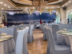 -马尔龙新疆饭店·清真(瑞景店)