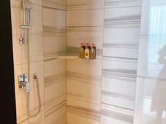 -大连星海皇冠假日酒店