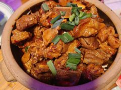 -茅台镇网红溶洞餐厅·茅帮菜馆