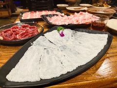 -吴氏老牌坊云南鱼豆花火锅店(通江街店)