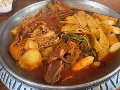 -喇喇排骨火锅·传统韩式脊骨汤(望京西园总店)