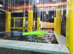 -蹦贝运动中心·蹦床·攀岩·闯关(龙岗店)