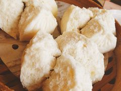 蜜汁叉烧包-点都德(北京路贰店)