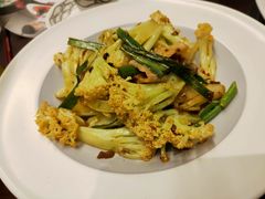 小炒有机花菜-上名堂·鱼头好吃(体育场路店)