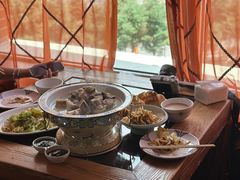-蒙亨·手把肉·蒙古包餐厅(乌兰察布天恒广场店)