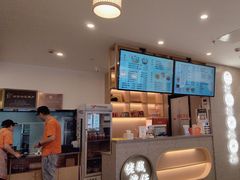 -佬钱湾仔(衣裳街店)