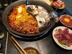 -四小区火锅·巷子里的重庆火锅(花照壁店)