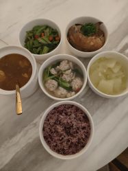 -尚圣月子会所·庄园式月子中心(萧山湘湖店)