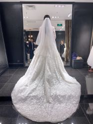 点击看大图 -GRACE KELLY婚纱与礼服(北京店)