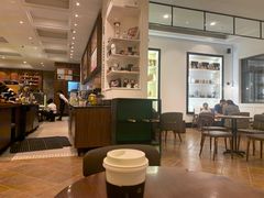 大堂-星巴克臻选(广州沙面店)