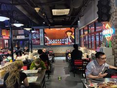 -马路牙子烧烤音乐酒馆(望京店)