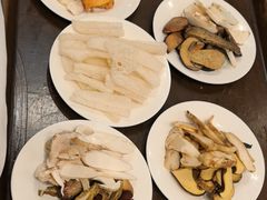 -天宜隆蘑菇宴火锅(石景山旗舰店)