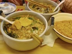 -丽丽三鲜螺蛳粉(田林路店)