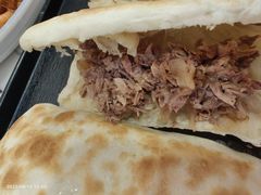 加焖子驴肉火烧-高玛纳驴肉火烧(一世界店)
