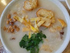 荔湾艇仔粥-点都德(千灯湖环宇城店)