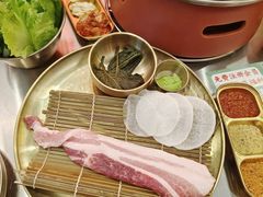 -核桃碳烤肉馆(深圳首店)