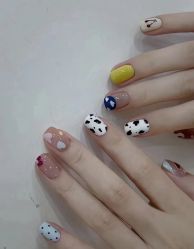 -悦指间美甲美睫