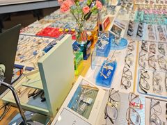 -天空之镜眼镜店蔡司依视路配镜授权零售店(望京颐堤港店)