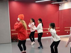 -舞霖精灵国际舞蹈教育中心(华创生活广场店)