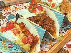 -Famous肥猫墨西哥音乐餐吧(五棵松华熙LIVE店)