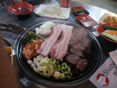 厚五花肉&nbsp;&nbsp;烤牛肉-杀猪天·韩国烤肉(总店)
