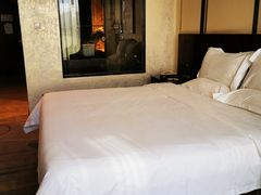 -蓝蔻酒店(深圳东站布吉万象汇店)