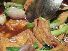 -八府香鸭·啫啫煲(华山路店)