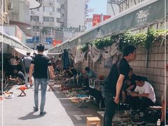 -云洲古玩城(大木桥路店)