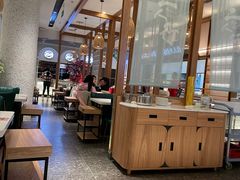 大堂-三人行骨头王火锅(长寿店)