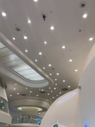 -MINI MARS 移动的空间站乐园·餐饮·派对(浦东金桥店)