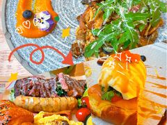 -Mark&Mars Restaurant