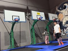 -超时空蹦床团建·VR潮玩运动娱乐·生日派对游乐园(金桥店)