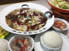 -江渔儿酸菜鱼(曜一城店)