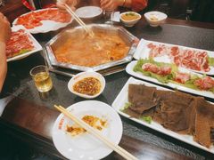 -辣川婆鲜肉自助串串香(三台子店)