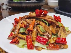 猪油酱油拌饭，炝炒牛肝菌-杭州西子湖四季酒店·金沙厅