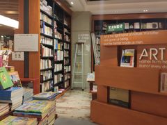 -西西弗书店(三峡广场湟恩新纪元购物广场店)