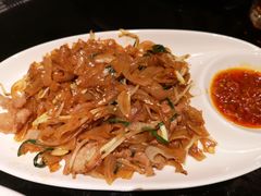 -喜鹊愉家酒店(郑州曼哈顿博览中心地铁站店)