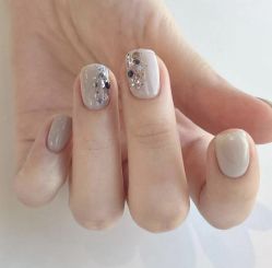 -悠禾·美甲美睫·皮肤管理