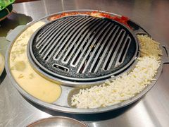-猪掌柜韩国烤肉(六折店)