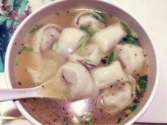 香菇鲜肉馄饨-老上海馄饨铺(浙江中路店)