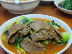 -胡子饮食店