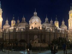 -皮拉尔圣母圣殿主教座堂