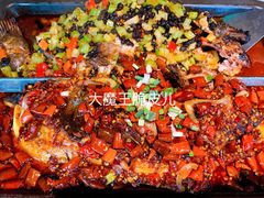 怪味烤鱼-江边城外烤全鱼(方庄时代购物中心店)